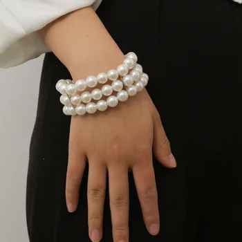 

ancient ways is exaggerated hand act the role of female temperament imitation pearl manual multilayer joker bracelet