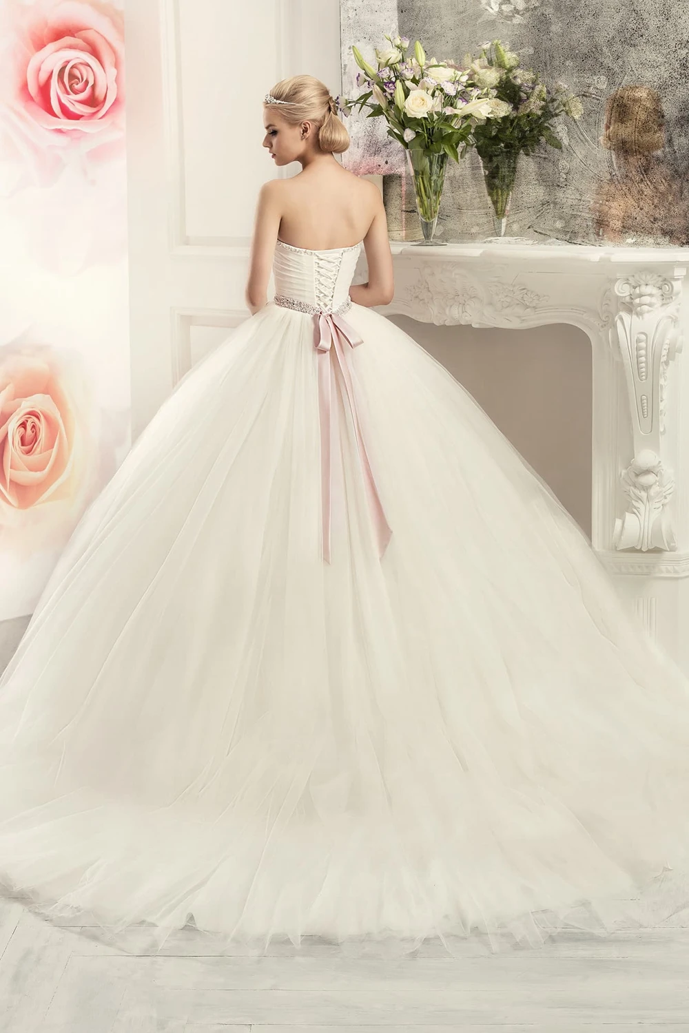 HTB1SiUAbizxK1Rjy1zkq6yHrVXal