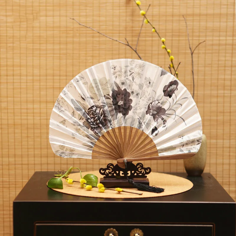 

Chinese fanSensu 6 Inch Folding Fan Woman Sensu Sunflower Shaped Fan Silk Fan Technology Fan Gift Shell Shape Bamboo Fan Knife