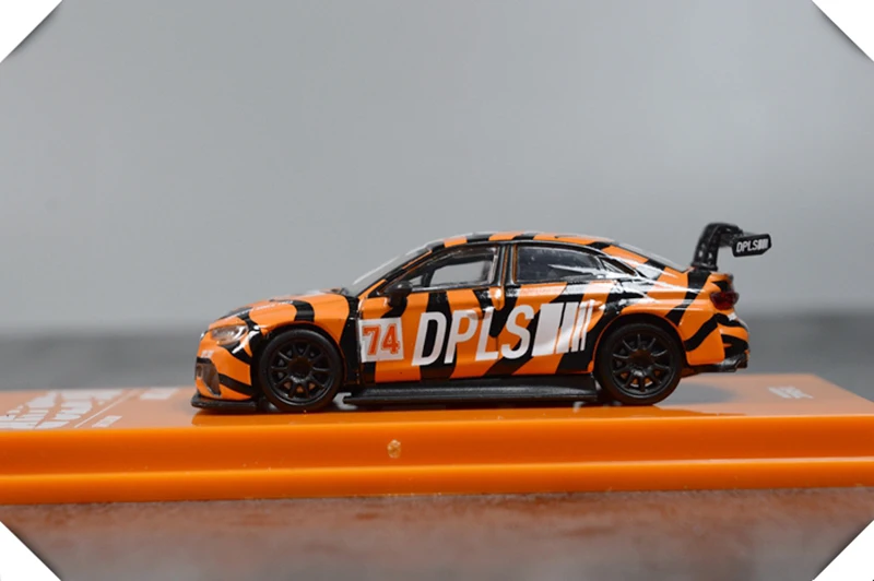 

Diecast Alloy1:64 scale car model RS3 LMS tiger pattern white orange black Collection decoration exquisite simulation Men's gift