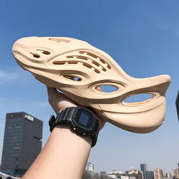 

2020 New High Quality Unisex shoes Summer Shoe Sandals Men's Holes Sandals Hollow Breathable Flip Flops Outdoor Beach Slippers