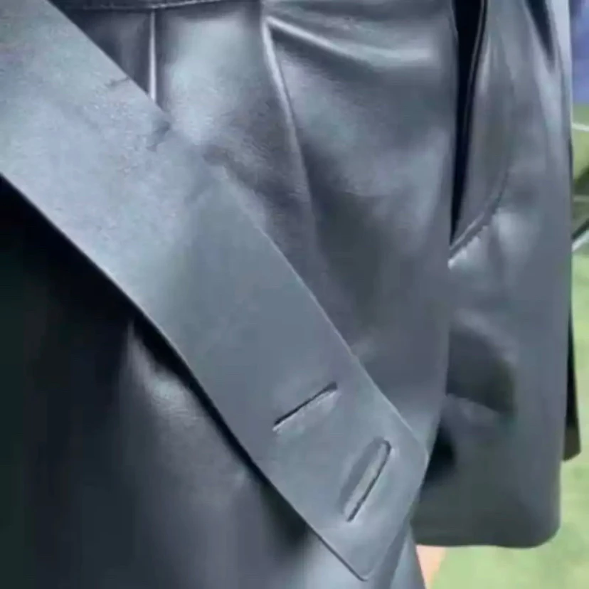 Рисунок 4 - Шорты кожаные, с высокой талией