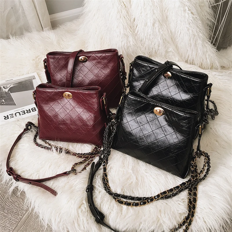 Новая мода lingling chain stray bag Новая мода lingling chain stray bag Корейская версия Джокер знаменитости Сумка через плечо