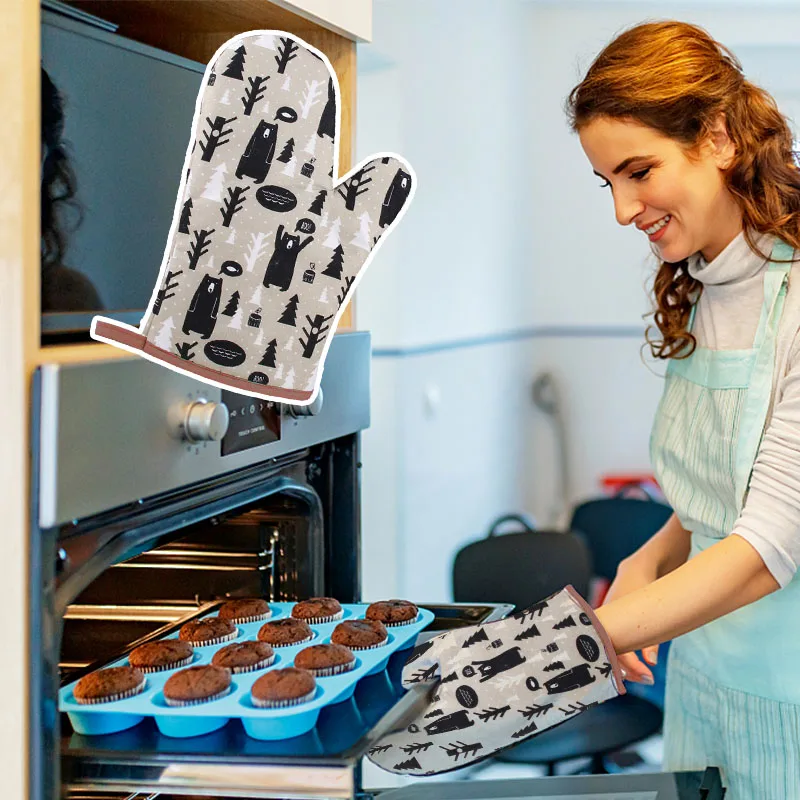 2PC/set Cartoon Oven Glove BBQ Baking Accessories Microwave Kitchen Glove Mitten Heat Resistant Potholders Kitchen Accessories