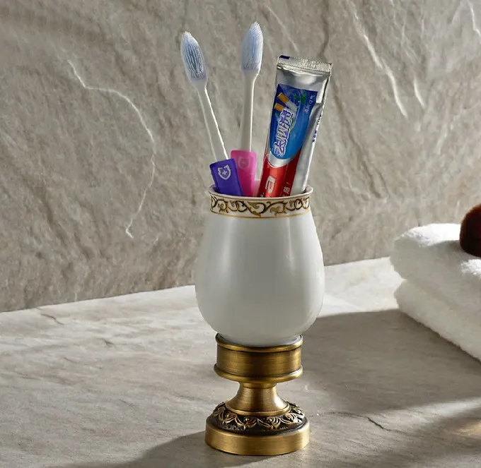 

Single Lace Ceramic Cup Bathroom Hardware Accessories Free Standing Antique Brass Toothbrush Holder Dba498
