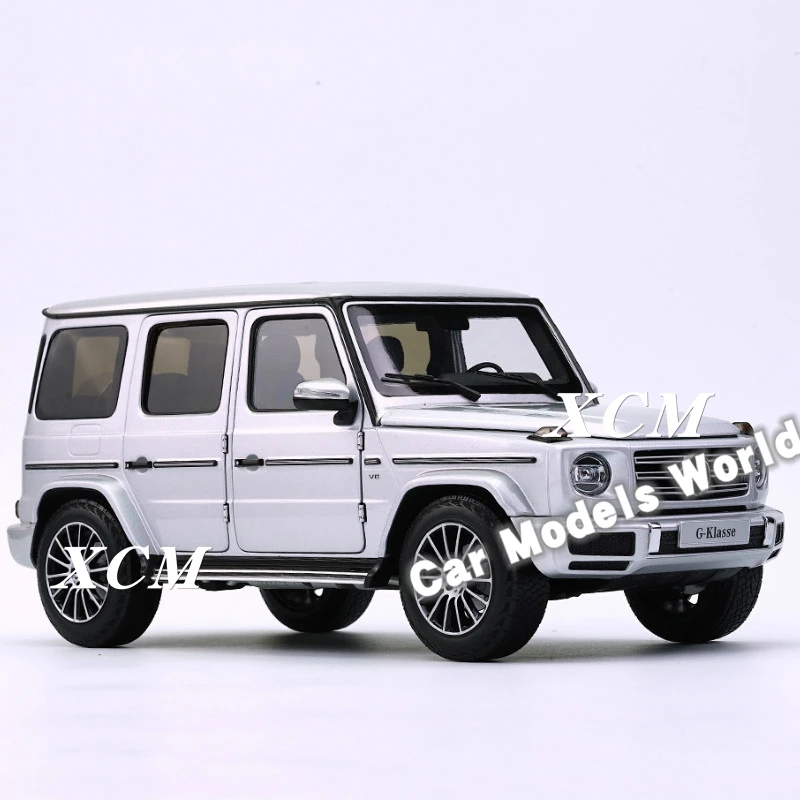 

Diecast Car Model for Minichamps G-Class (W 463) (Silver) 1:18 + SMALL GIFT!!!!!!!!