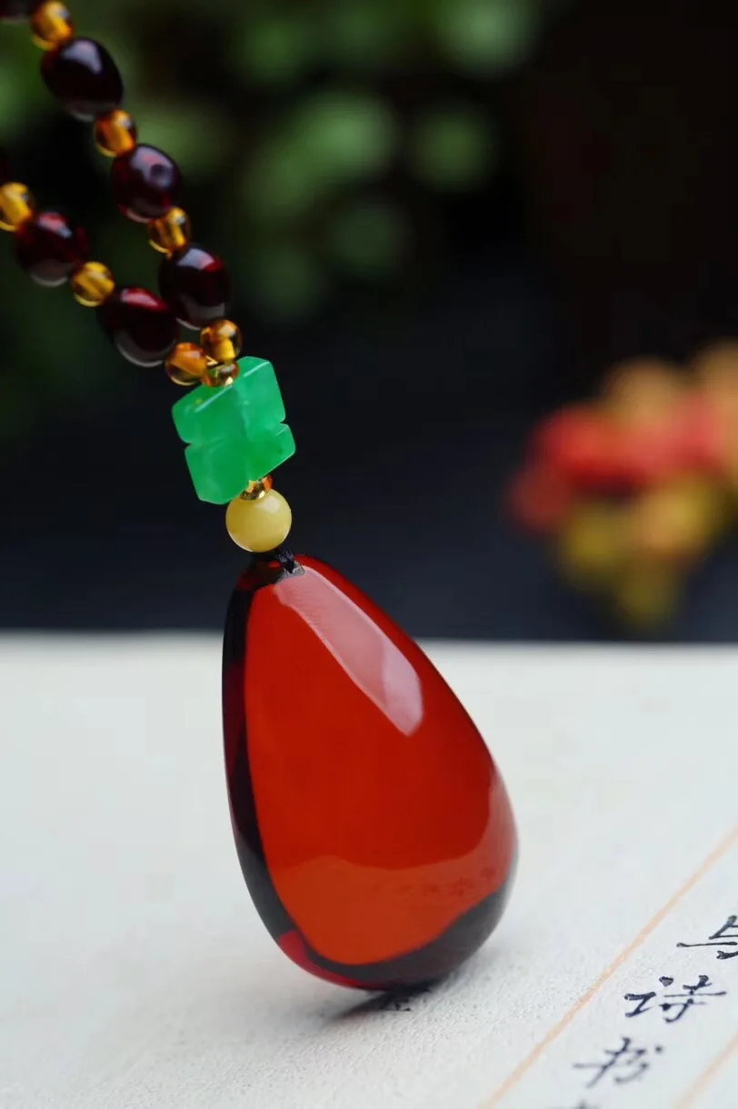 

Natural Pendant Necklace Red Blood Amber Gemstone For Women Men 34x21x11mm Water Drop 6x4mm Beads Crystal Necklace Jewelry AAAAA