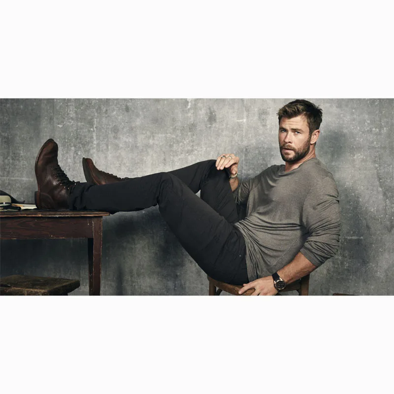 Beach Towel 70*140cm Summer Chris Hemsworth Bamboo Fiber Custom Printing Bath Towels Outdoors Yoga Mat Travel Blanket - Color: 3