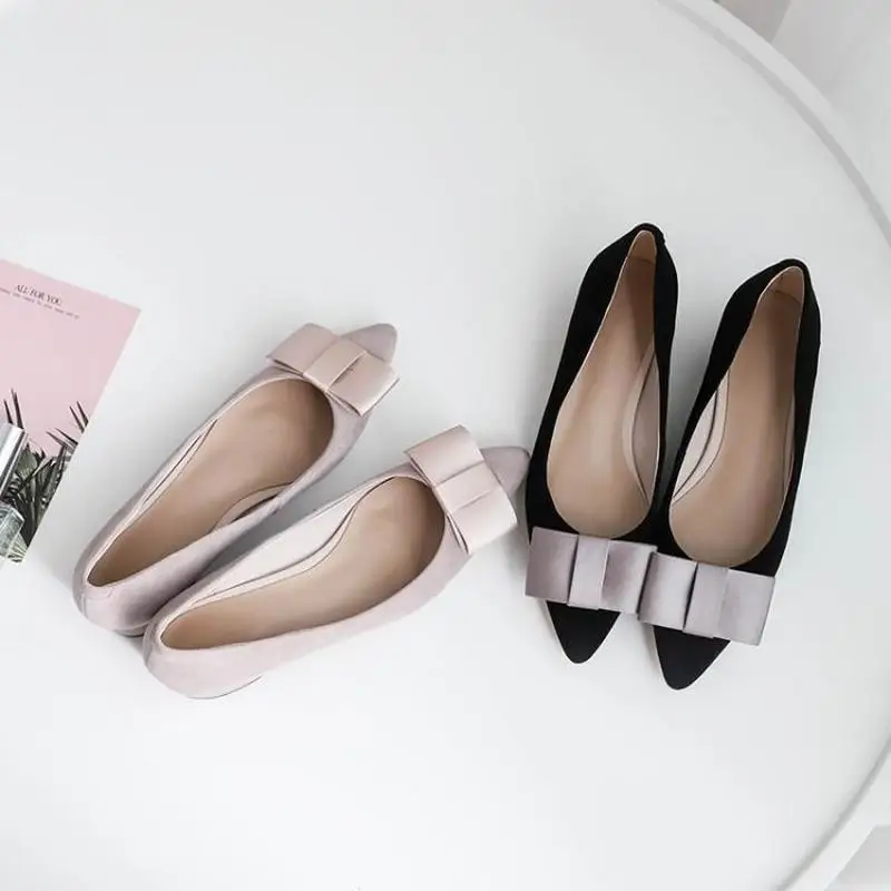 

Spring 2019 low-band belt with light-mouthed rubber solid color elegant fashion casual casual set of women's single shoes Basic