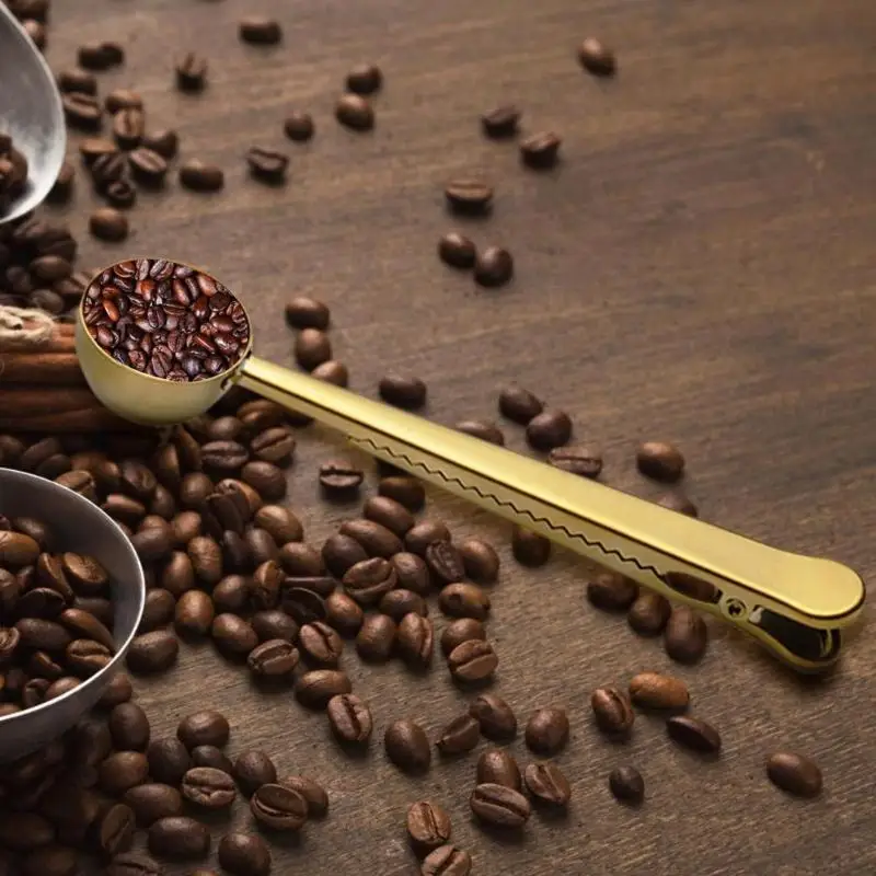 

Multifunctional Kitchen Supply Stainless Steel Coffee Measuring Scoops with Clip Suit for Measuring Milk Powder and Tea