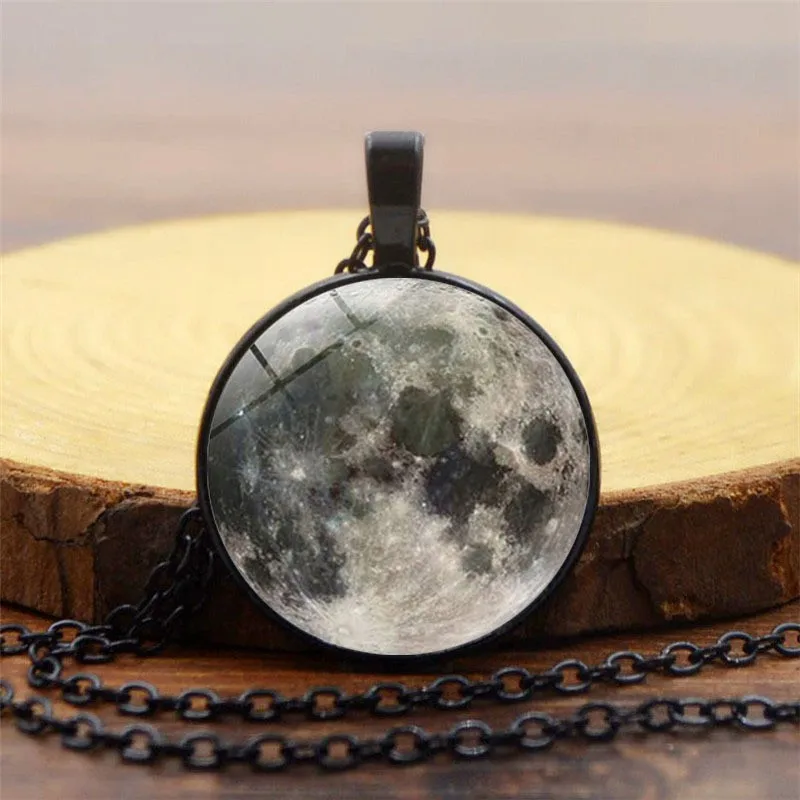 Collection  Necklace Space Nebula Miracle Phenomenon Universe Astronomy Art Crystal Glass Dome Time Gem Moon Pe 