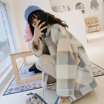 

Lamb Coat Female Plaid Student Loose Coat 2019 New Autumn and Winter Wool Fur Coat Women Fashion Thick Winter Jackets NS1582