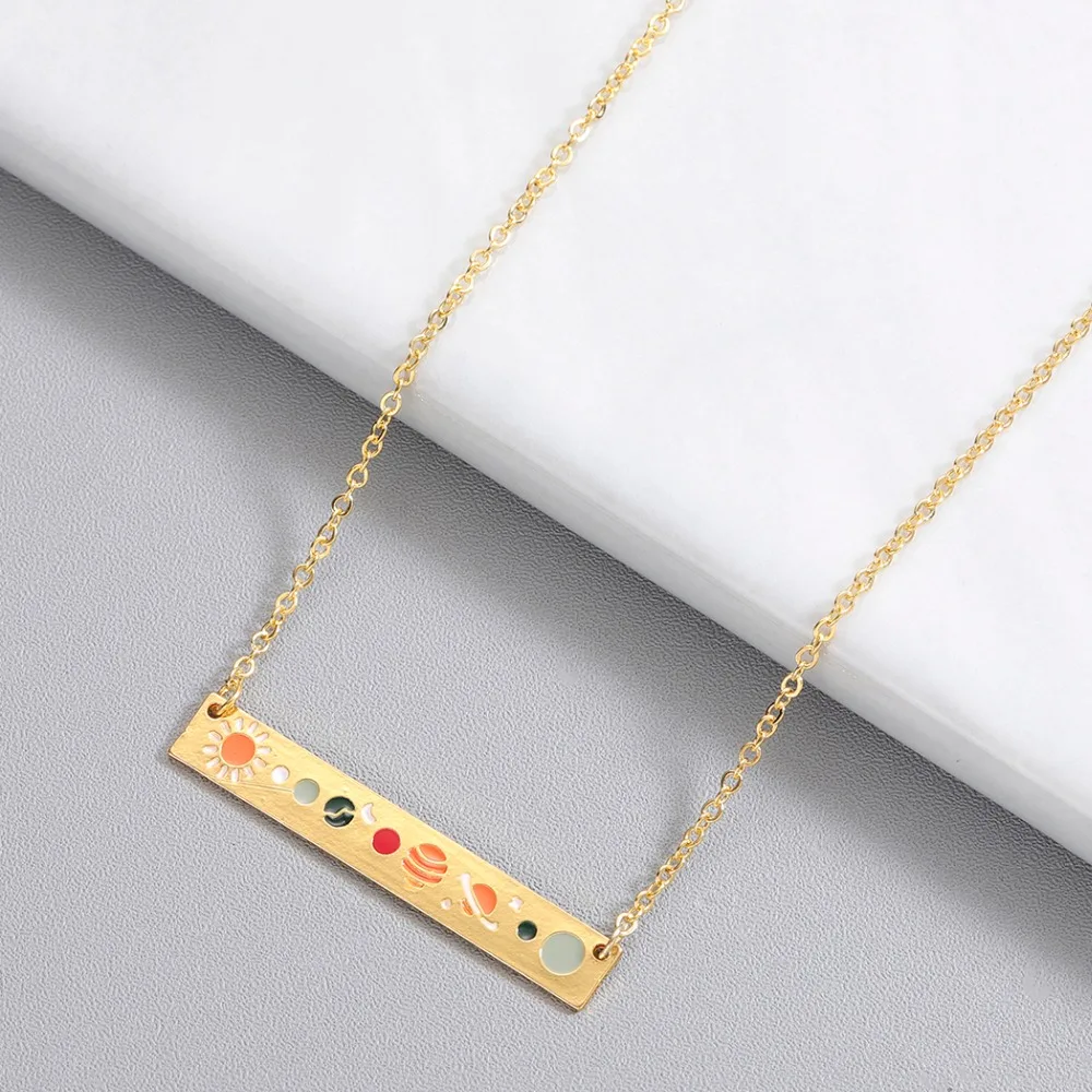 Chandler Moon Phase Necklace Galaxy Chocker Necklaces For Women Black Enamel Vintage Rouind Pendant Moon Crecent Charm Chokers