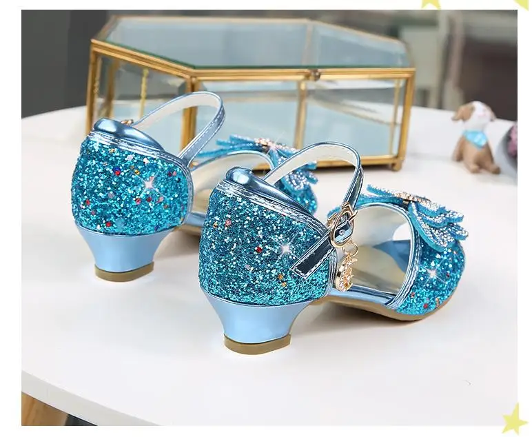 Детская блестящая обувь с бантиком для девочек; chaussures prinsessen schoenen; блестящие босоножки с бантиком; модельные туфли на высоком каблуке