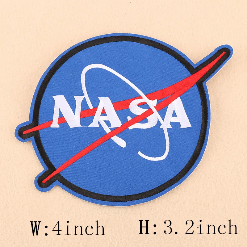 10880346745_1889361900