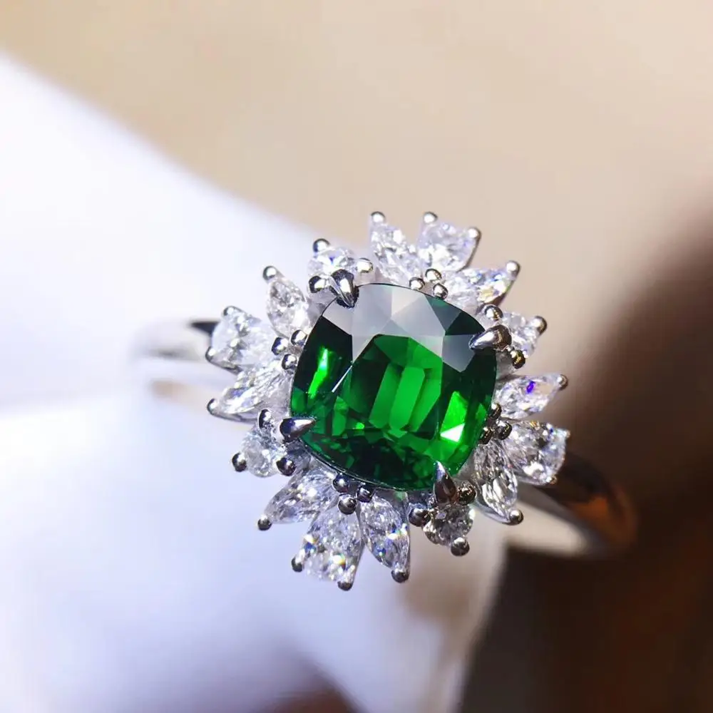 

Tsavorite Ring Fine Jewelry Real 18 K Gold Jewelry Natural Unheat 1.04ct Tsavorite Gemstones Tsavorites Female Wedding Rings