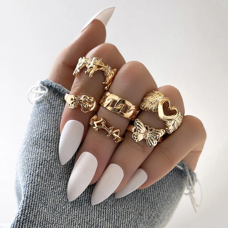

Aprilwell 6 PCs Gothic Gold Color Rings Set For Women Aesthetic 2021 Costume Ringen Jewelry Anxiety Chunky Gadgets Accessories