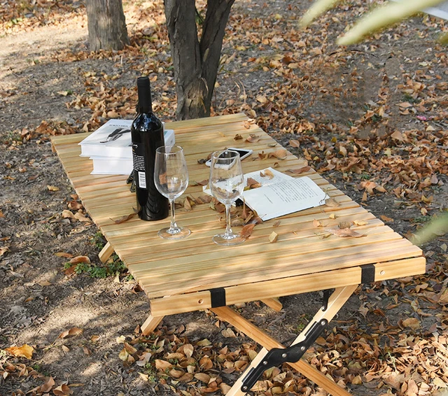 Chine Table de camping de voyage en bois pliante portable