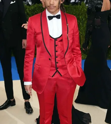 

Custom Made Red Satin Slim Fit Wedding Suits For Men Groom Tuxedo Men Suits Groom Wear 3 Piece Set Suits (Jacket+Pant+Vest)