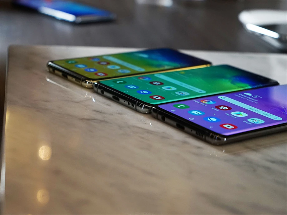 Samsung Galaxy S10 Plus S10+ G975F Android Мобильный Восьмиядерный Exynos 9820 8 Гб ram 128 ГБ rom 6," 5 камер NFC 4100 мАч
