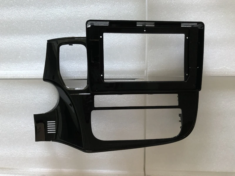 三菱欧蓝德16+（10寸）