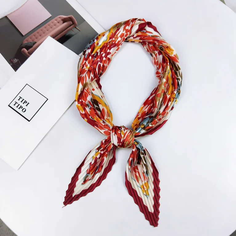 

Pleated GPB square scarf in spring and autumn, four seasons literature and art, retro small silk scarf, new style, versatile d