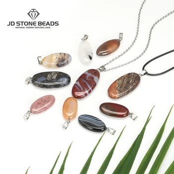 

2020 New Natural Stone Pendant Red Agate Strawberry Quartz Korea Jade DIY Necklace Accessory For Women Gemstone Elegant Charm