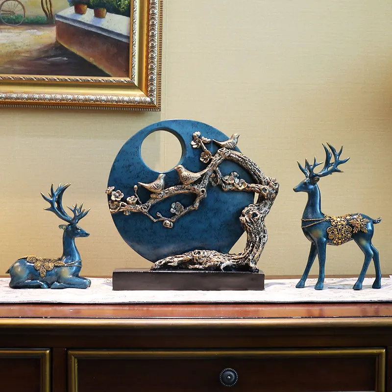 

European Style Resin Deer Decoration Ornaments Home Livingroom Table Figurines Craft Hotel Office Desktop Furnishing Accessories