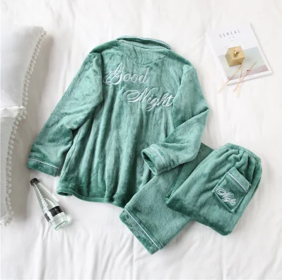 green Пижамы для девочек из кораллового флиса для женщин; сезон осень-зима; толстые милые теплые фланелевые домашние пижамы для мужчин; повседневный костюм; милые пижамы для пар - Цвет: green