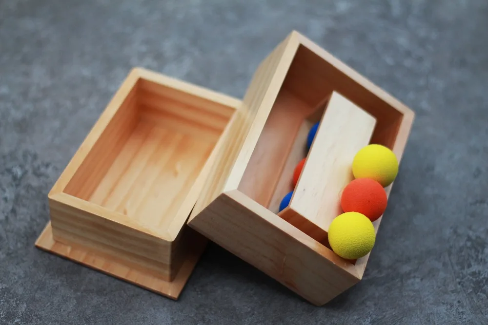 刘谦小球进木盒--盒中球(Balls in box) (2)