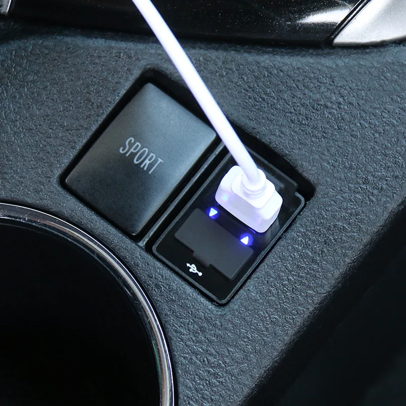 Автомобильное зарядное устройство Lsrtw2017 USB-разъем для приборной панели Toyota Corolla