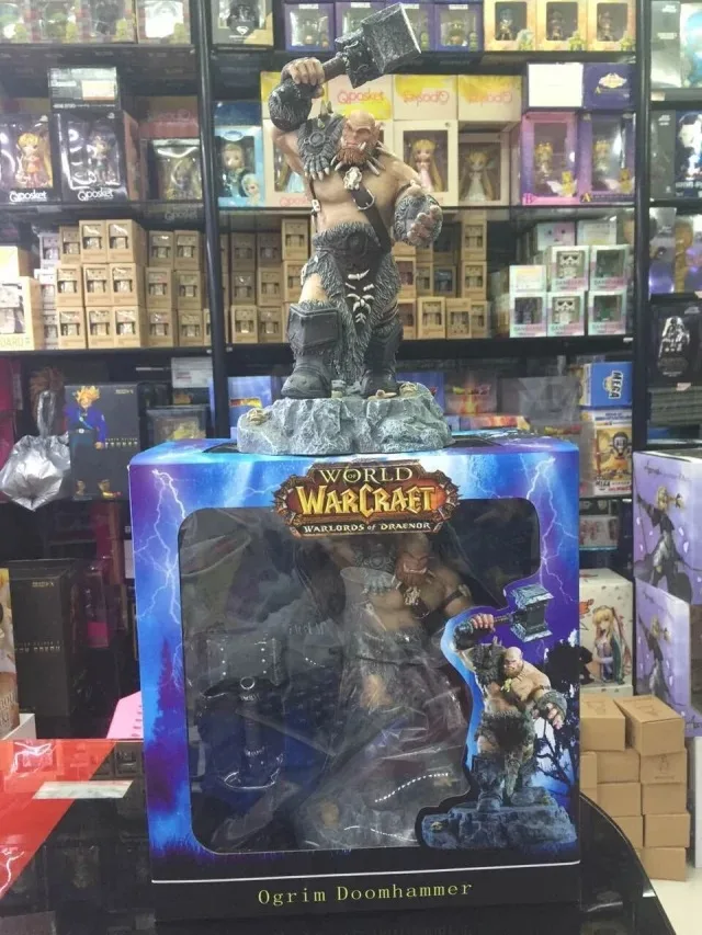 World of Warcraft orgrim Orc Leader большая версия Orgrim · разрушительный Молот статуи модель гаража комплект