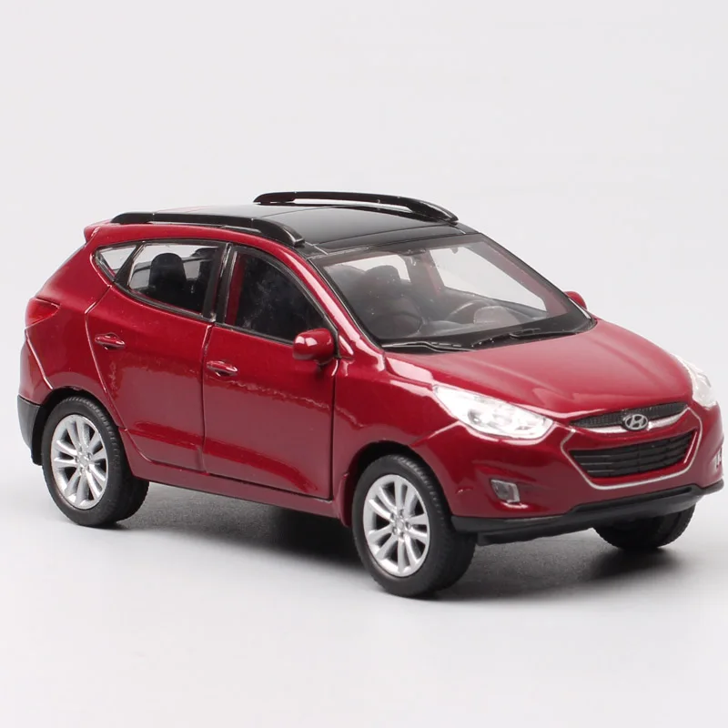 1/36 Масштаб Мини hyundai Tucson IX кроссовер внедорожник автомобили и литье под давлением оттягивание Welly Миниатюрные модели автомобилей игрушки для мальчиков игра