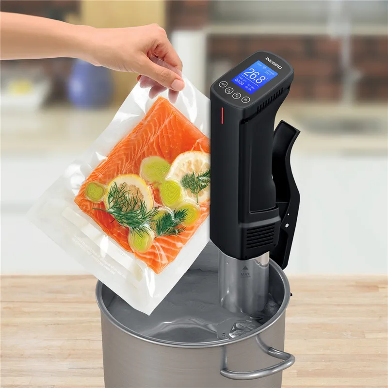 Sous Vide Cooker Vacuum Slow Cooker Immersion Circulator Easy To Use Accurate Temperature Digital Timer LED Elegant Display Ajustable Clamp measurement line 