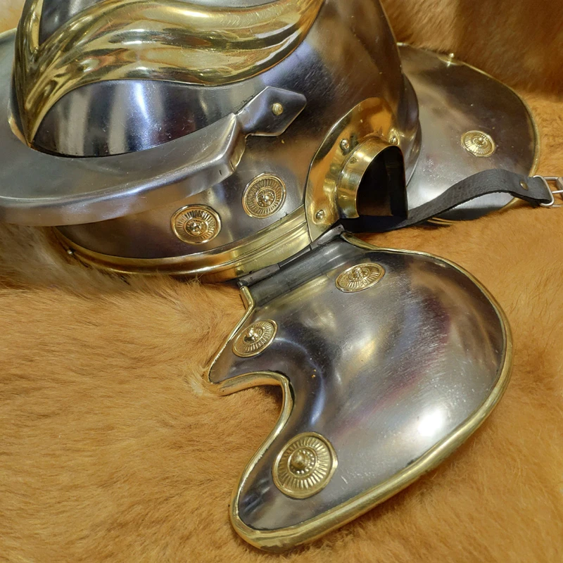 roman helmet (9)