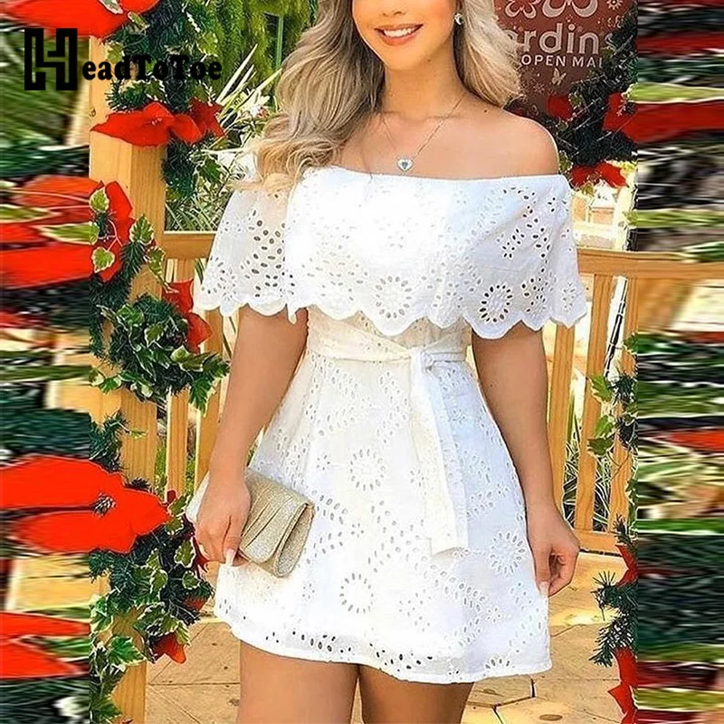 Кружевное мини-платье с открытыми плечами и вышивкой | Женская одежда
