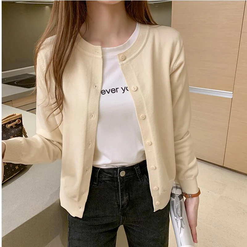 

2020 Autumn Winter Women's Sweaters Knitted Buttons Short Cardigans Elegant Korean Solid Ladies Knitwear CL609