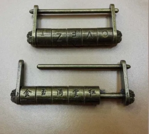

Chinese-English Code Lock Classical Antique Copper Lock Chinese-style Lock Old-fashioned Copper Slip Lock Cross-open