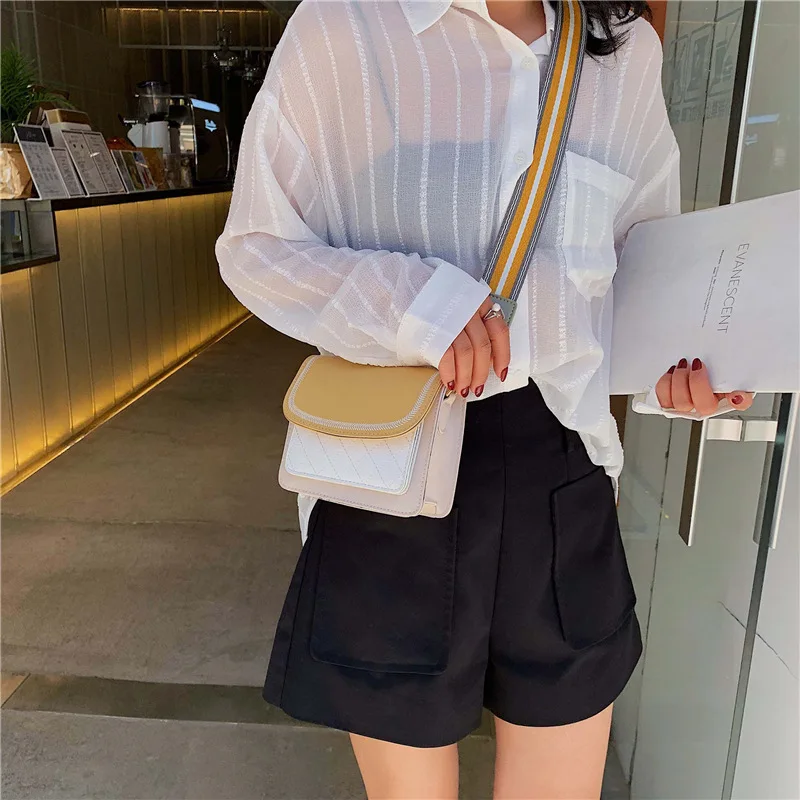 

Women's summer fresh 2019 new Korean version of color Joker small square bag fashion broadband shoulder slung