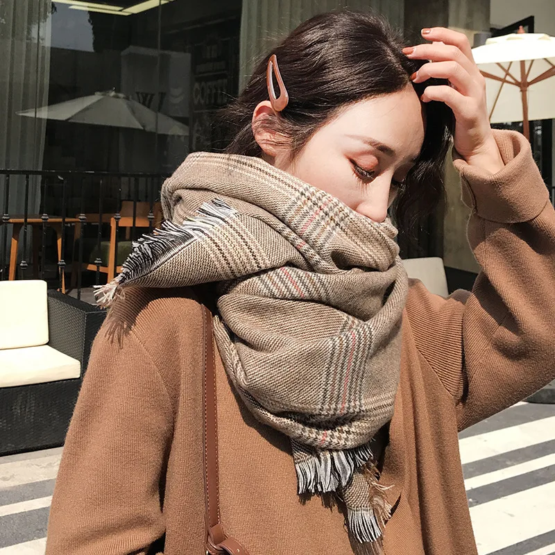 New style Chinese quality silk women fashion Cashmere autumn or winter printing lattice shawl lady beach scarf wool Head scarf