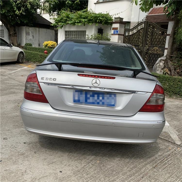 For W211 Spoiler 2003-2006 Mercedes-Benz W211 NT E-class E200 E260 Spoiler ABS plastic Material Car Rear Wing Color Rear Spoiler