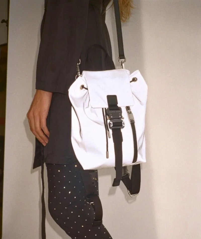 H7f998e1121b1417daa5107ddee1b0a59U