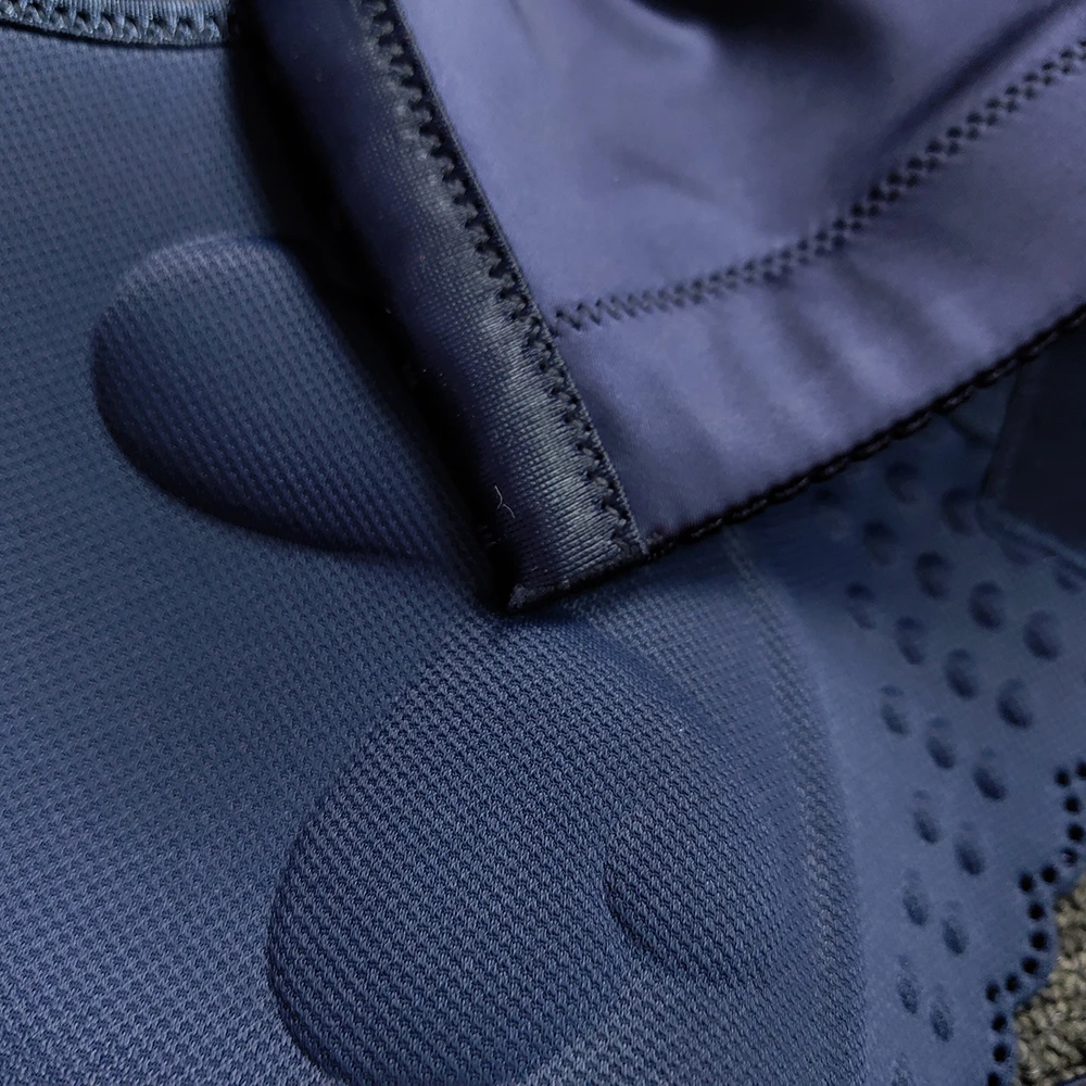 Женский бесшовный комплект с бюстгальтером и трусиками беспроводной