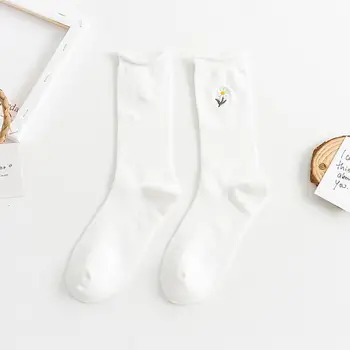 

Girls Daily Socks During Spring and Summer New Fashion Two Pile Wild Quality Socks Cotton Pairs High Harajuku Cute Comforta D5T1