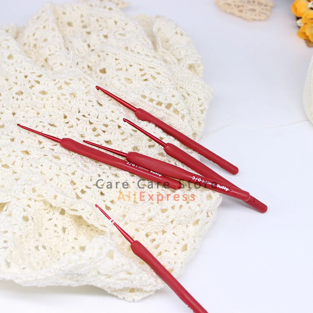 Tulip Etimo Red Individual Crochet Hooks Ergonomic Crochet Hooks Soft Grip Hook  Crochet Gift Crochet Tools 