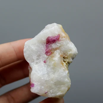 

98g natural Vietnam ruby rough mineral specimen stones and crystals healing crystals quartz gemstones free shipping Free box