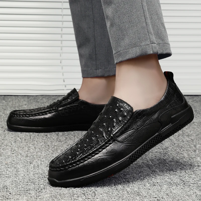 

Fashion Male Black genuine leather flats Shoes slip on Men Loafers Shoes Flats boat Shoes men casual sneaker shoes moccasins s5