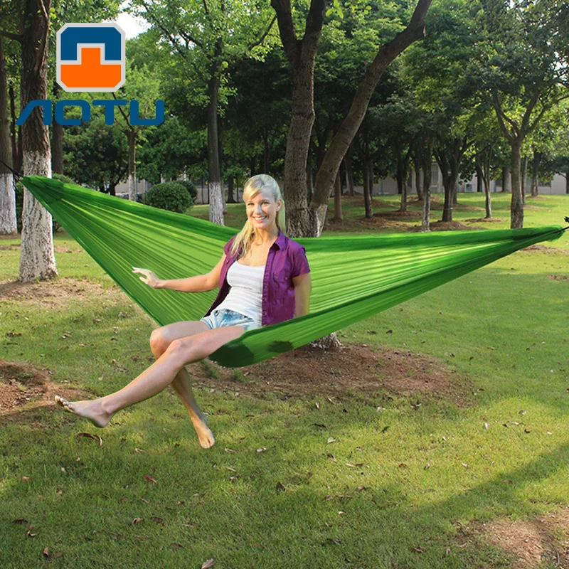 

Bump Palm Hammock Outdoor Casual Camping Double Hammock with Tying with Hanger 347 Grams AT6750