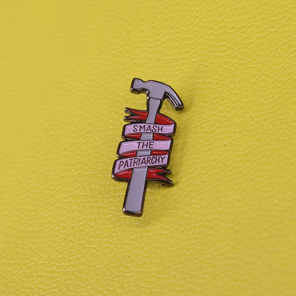 Smash the patriarchy Brooch feminist quote enamel pin self-affirming badge equality jewelry | Украшения и аксессуары