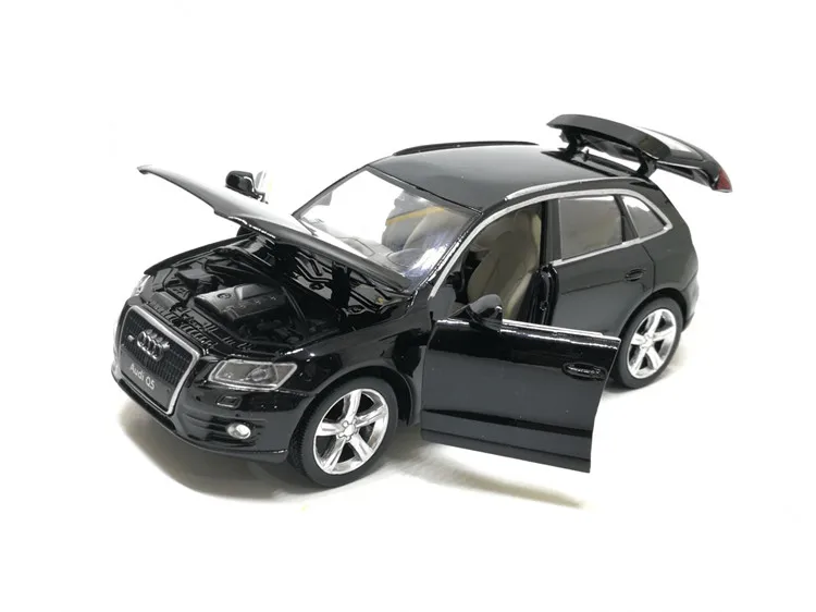 Модель городского внедорожника Audi Q5 1:32 модель литья под давлением из сплава